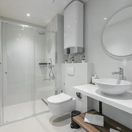 Apartments Amfora Dino Apartment Makarska